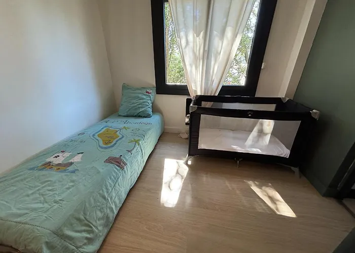 Un Air de Vic Appartement avec cour privée Entre Uzès et Nîmes Sainte Anastasie (Gard)